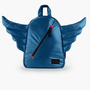 NWT 7amenfant wings backpack
